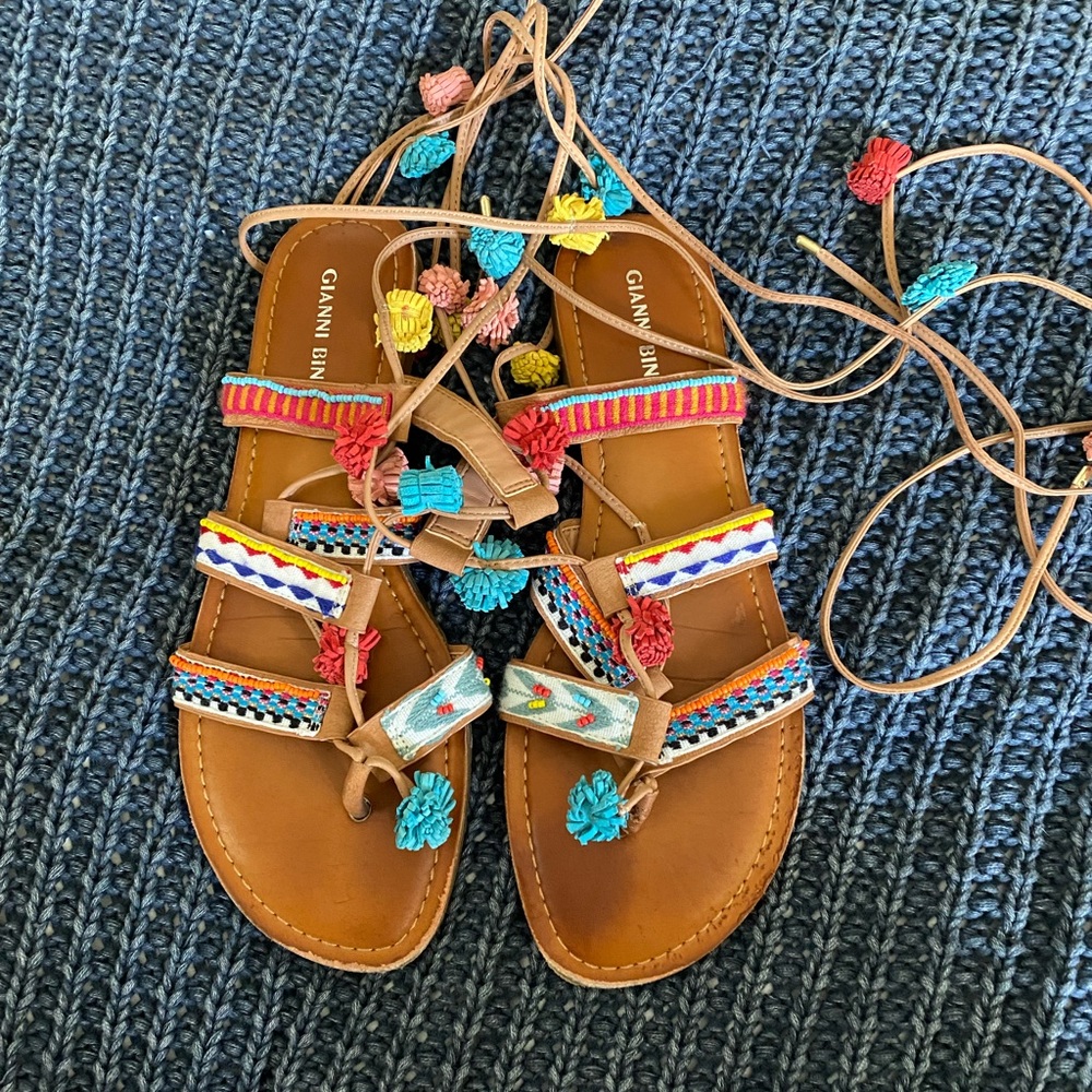 Gianni Bini Gladiator Flats Size 9